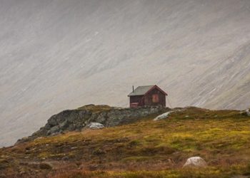 Призрак в хижине на Ульвсватн фото